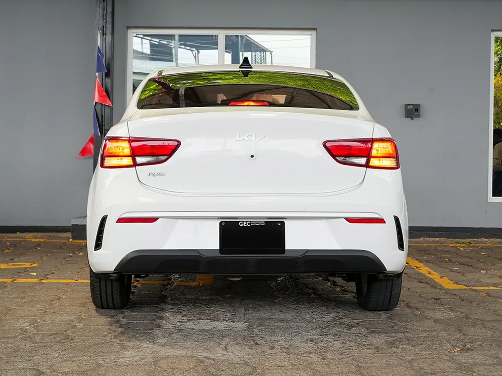 KIA RIO 4