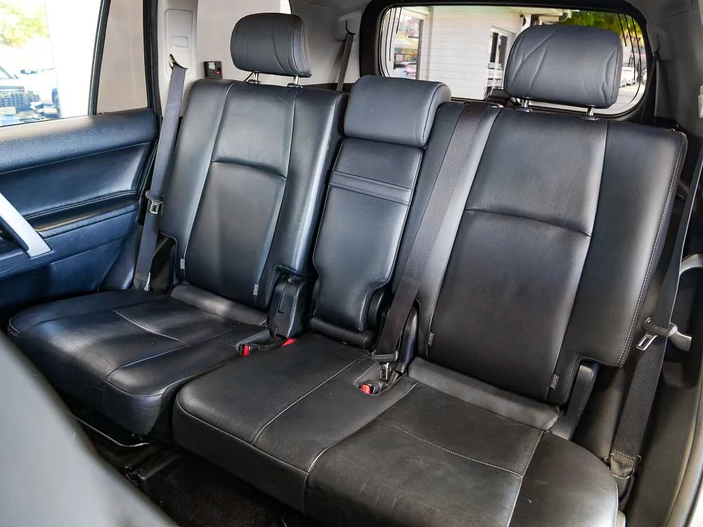 Toyota-LAND CRUISER PRADO 3