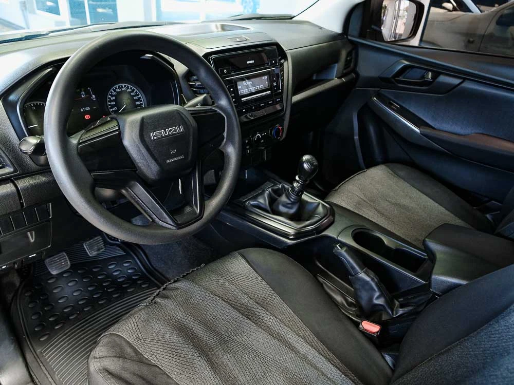 Isuzu-D MAX 5