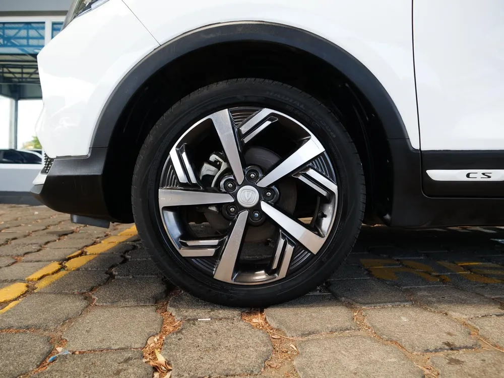 CHANGAN CS 15 AT 8