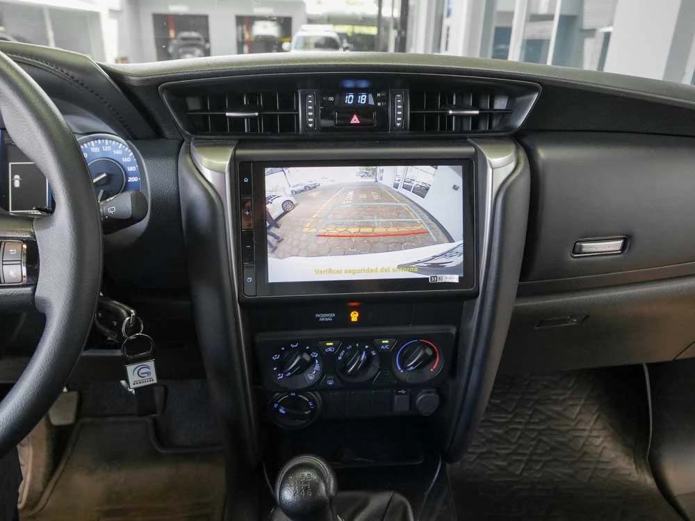 Toyota-FORTUNER 5