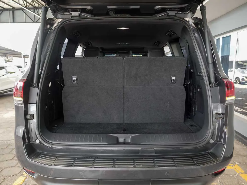 TOYOTA LAND CRUISER 4
