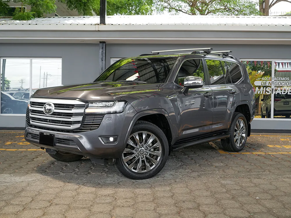TOYOTA LAND CRUISER 1