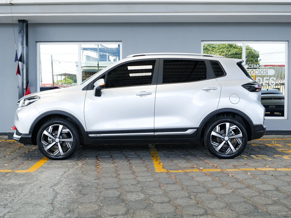 CHANGAN CS15 AT 3