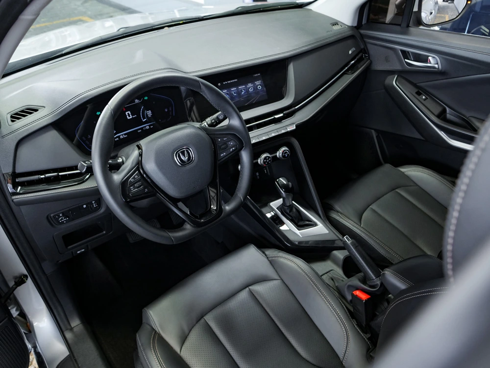 CHANGAN CS15 AT 5
