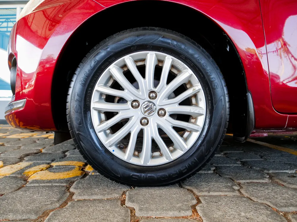 SUZUKI DZIRE 8