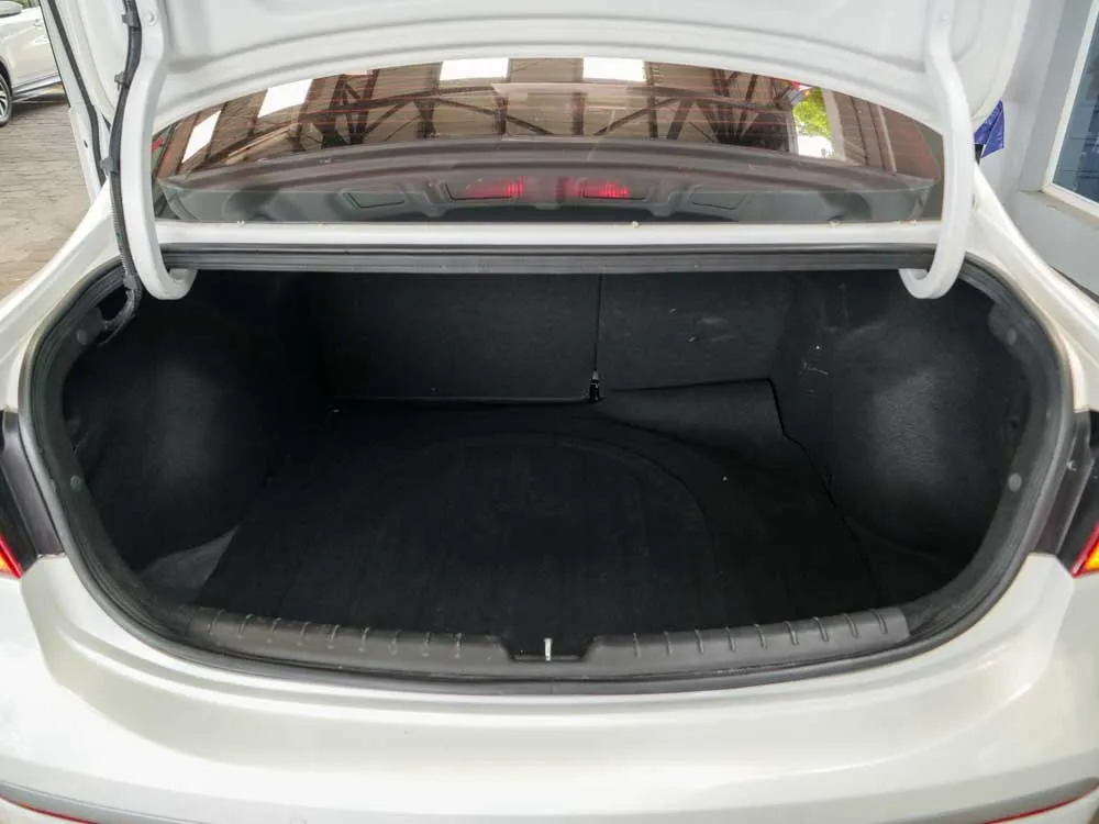 KIA RIO 12