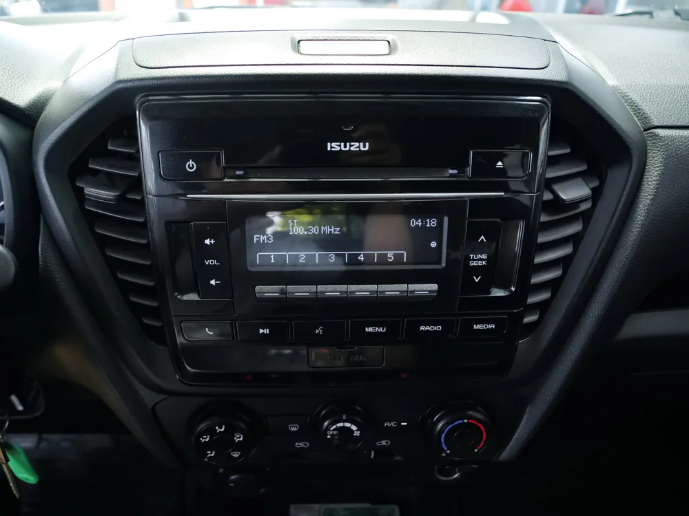 Isuzu-D-MAX POWER DC 2