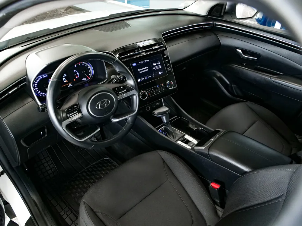 HYUNDAI TUCSON 6