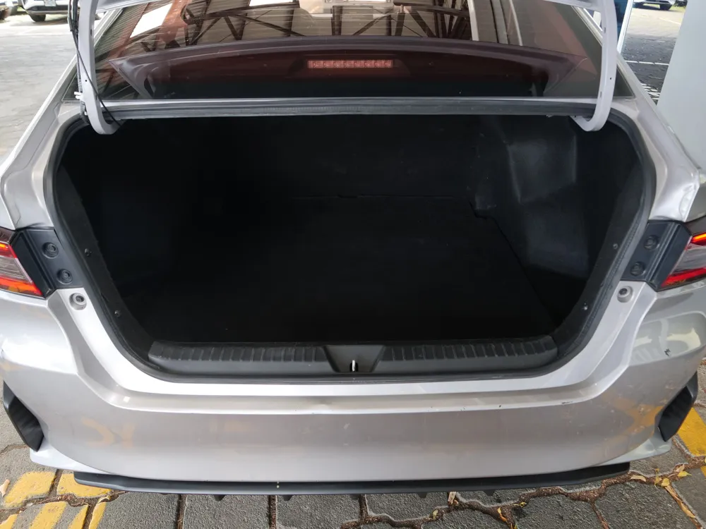 TOYOTA YARIS 2