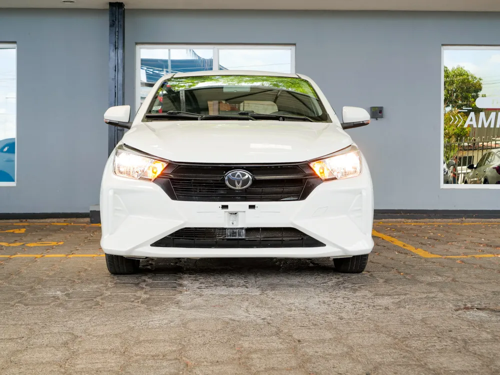 TOYOTA AGYA 10