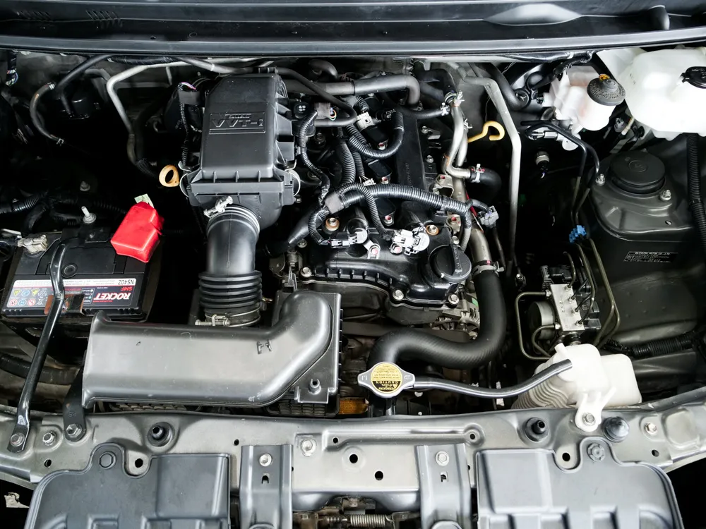 TOYOTA RUSH 4X2 10