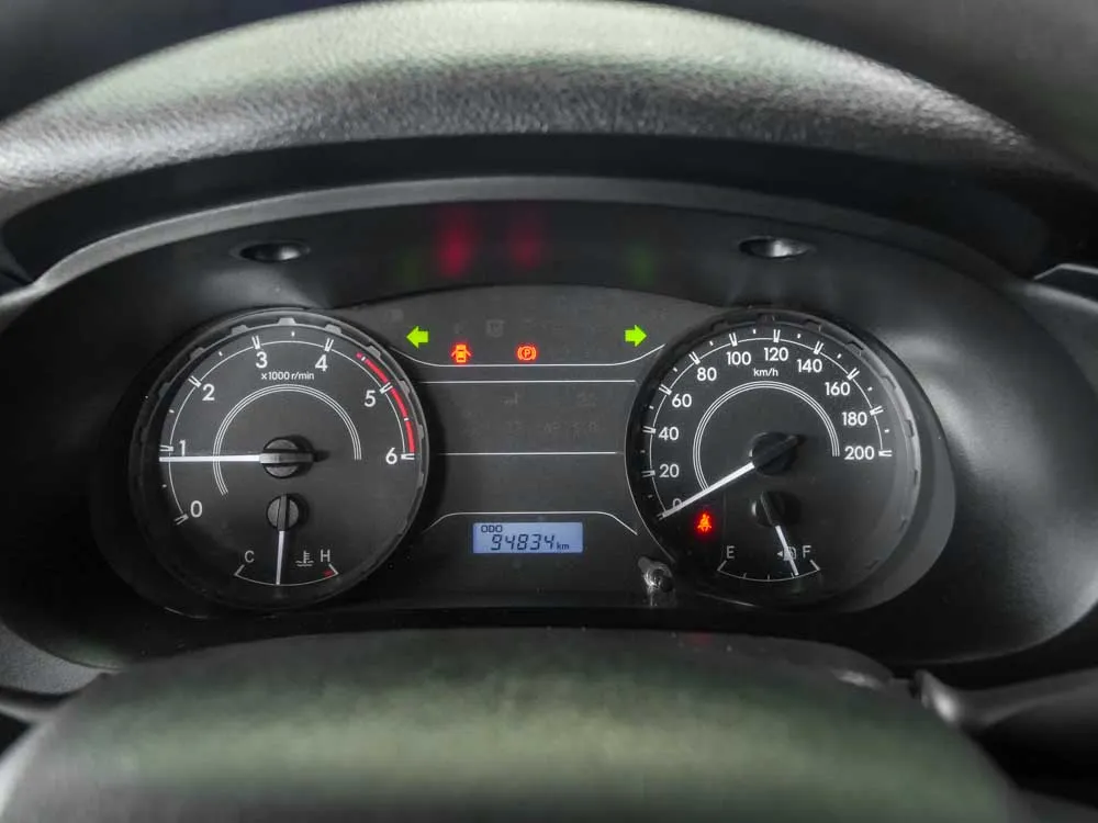 TOYOTA HILUX 6