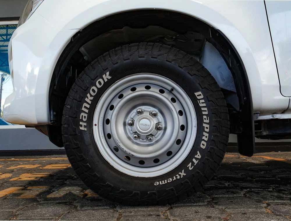 Isuzu-D MAX 6