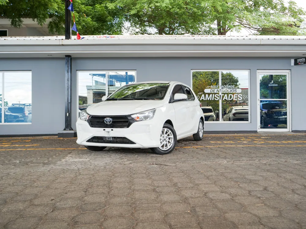TOYOTA AGYA 1