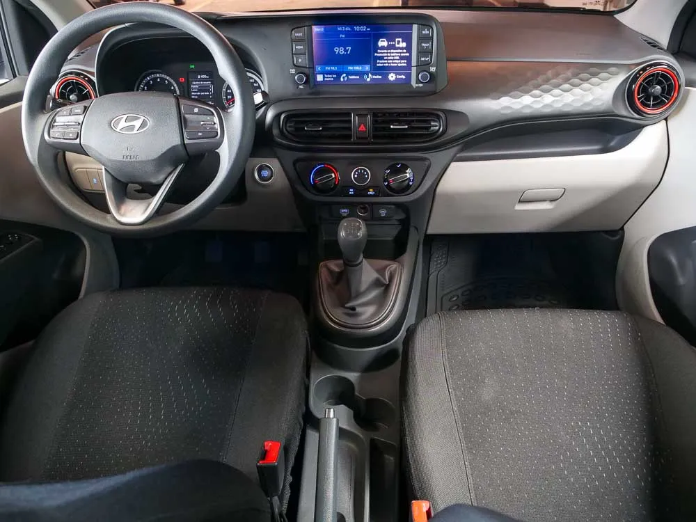 Hyundai-GRAND I10 3